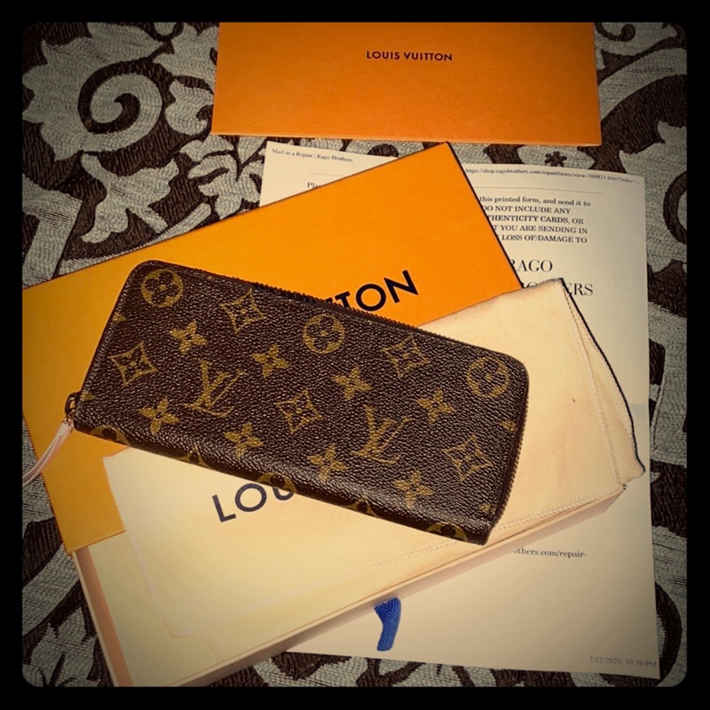 Louis Vuitton Clemence wallet (no longer made) - Picture 1 of 15